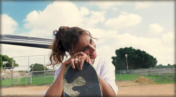 Shelly Perel Presenta Su Nuevo Sencillo Y Video: "Don't Try"