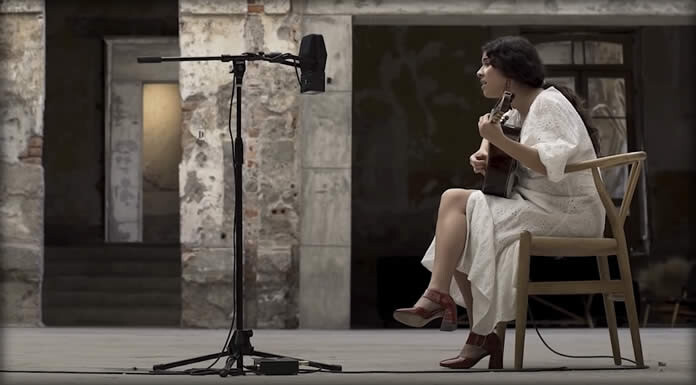 Silvana Estrada Presenta Su EP: "Abrazo"