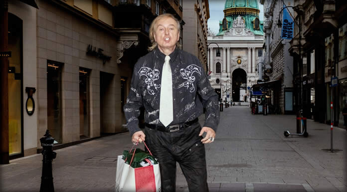 ViennaCC Presenta Su Nuevo EP: "Shopping" Y El Video Oficial De "Shopping Queen"