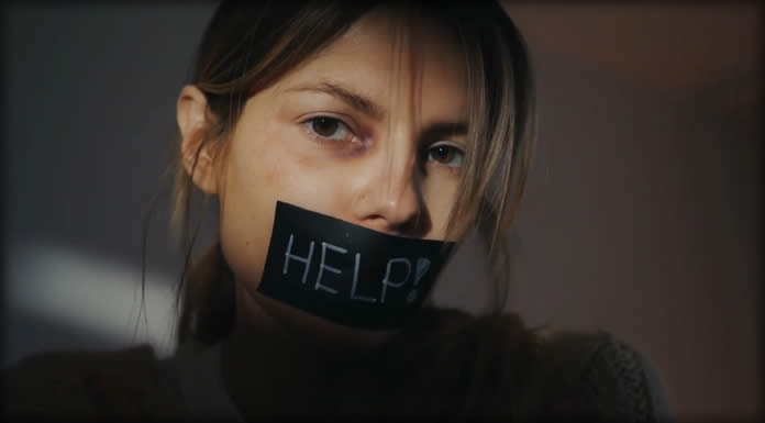 Xena East Presenta Su Nuevo Sencillo Y Video: "Closer"