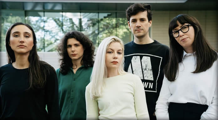 Alvvays Presenta Su Nuevo Álbum De Estudio: "Blue Rev"