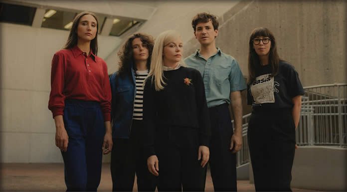 Alvvays Presenta Su Nuevo Sencillo: “After The Earthquake” Alvvays Presenta Su Nuevo Sencillo: "After The Earthquake"