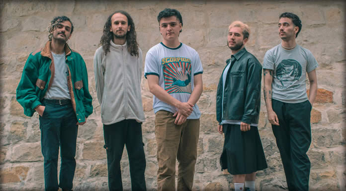 Armenia Presenta Su Nuevo Sencillo: “Viernes” Armenia Presenta Su Nuevo Sencillo: "Viernes"