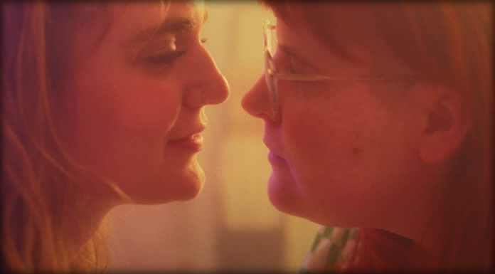 Corook Presenta Su Nuevo Sencillo Y Video: “Your Mom”