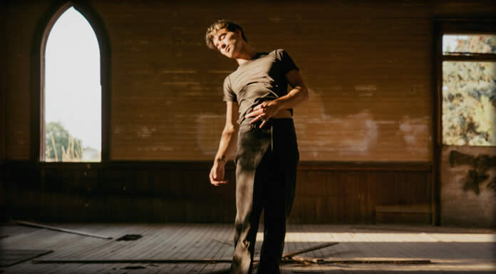 Daniel Seavey Lanza Su Primer Sencillo Y Video Como Solista: “Can We Pretend That We’Re Good?”