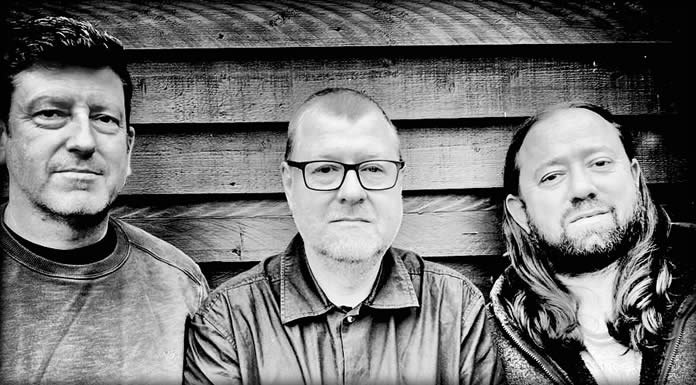 Derrero Presenta Su Nuevo Sencillo: "High Side" Adelanto De Su Álbum "Curvy Lines"