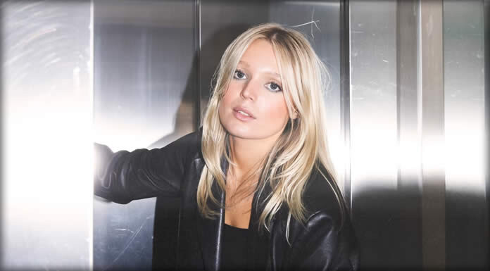 Felicia Takman Estrena Su Nuevo EP: “En Basic Bitch, Inget Nytt, Men Fan Ändå, Ganska Snygg” Felicia Takman Estrena Su Nuevo EP: "En Basic Bitch, Inget Nytt, Men Fan Ändå, Ganska Snygg"