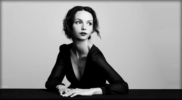 Gal Musette Presenta El Video Oficial De Su Nuevo Sencillo: “Je Vois Le Ciel” Gal Musette Presenta El Video Oficial De Su Nuevo Sencillo: "Je Vois Le Ciel"