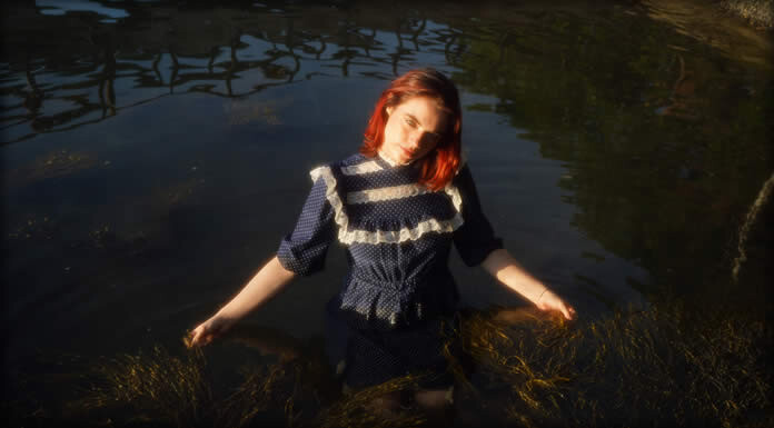 Genevieve Stokes Estrena Su Nuevo Sencillo: “Can I” Genevieve Stokes Estrena Su Nuevo Sencillo: “Can I”