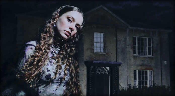 Holly Humberstone Lanza Su Nuevo Álbum: “Can You Afford To Lose Me?” Holly Humberstone Lanza Su Nuevo Álbum: “Can You Afford To Lose Me?”