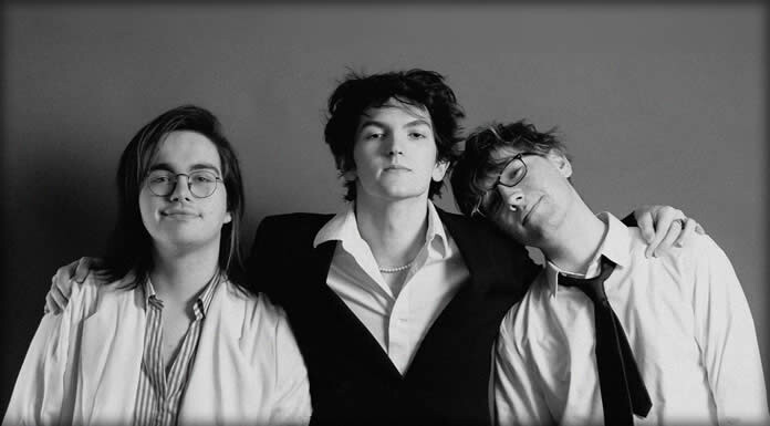 Litvar Presenta Su Nuevo Sencillo Y Video: "You Should Find A New Boyfriend"