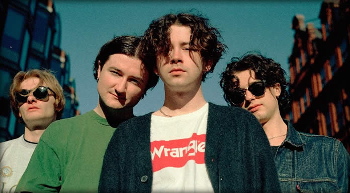 Modernlove. Comparte Su Nuevo Sencillo Y Video: "Take Me Far Away"