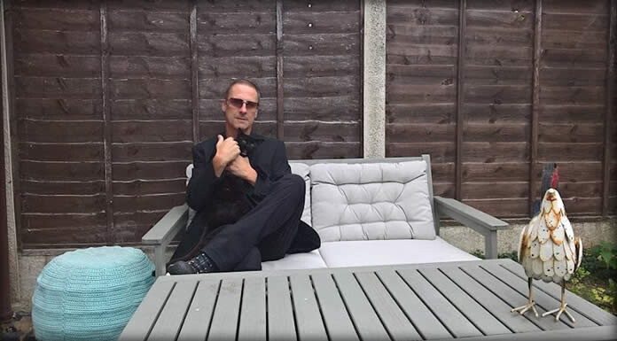 SICKY Estrena Su Nuevo Sencillo Y Video: “A Bite Without A Mark” SICKY Estrena Su Nuevo Sencillo Y Video: "A Bite Without A Mark"