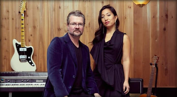 The A.M.s Lanzan Su Álbum Debut: “Ignite The Sky” The A.M.s Lanzan Su Álbum Debut: "Ignite The Sky"