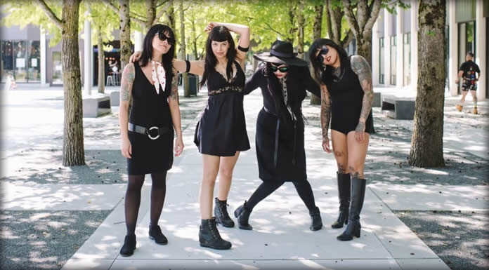 The Darts Lanzan Su Nuevo EP 7": "Love Tsunami"