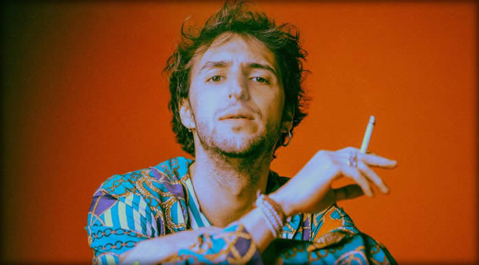 Charry Fukuyama Presenta Su Sencillo Debut: “Cristal”