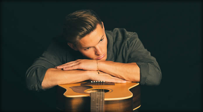 Connor Mac Presenta Su Sencillo Y Video: "See Through"