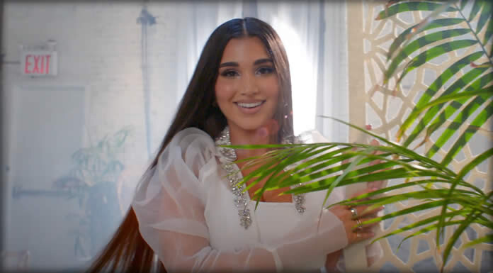 ENISA Presenta Su Nuevo Sencillo Y Video: “Just A Kiss (Muah)” ENISA Presenta Su Nuevo Sencillo Y Video: “Just A Kiss (Muah)”