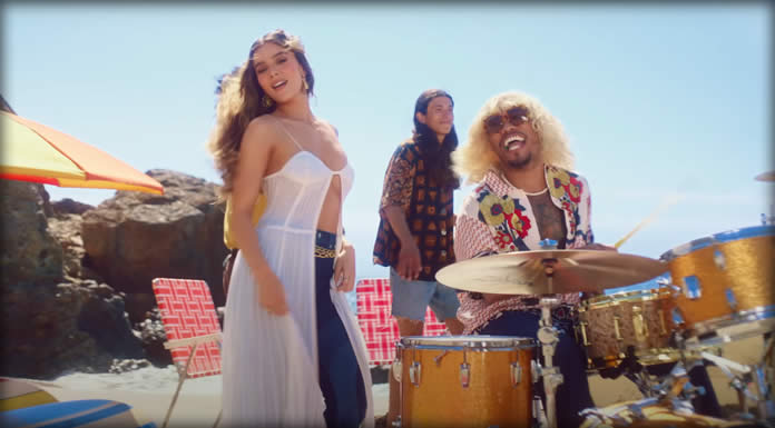 Hailee Steinfeld Presenta El Video Oficial De Su Sencillo: "Coast" Ft. Anderson .Paak
