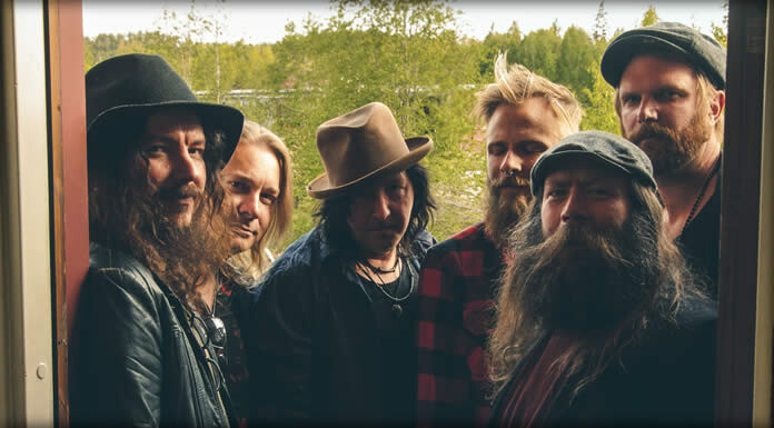 Hellsingland Underground Lanza Su Nuevo Álbum: “Endless Optimism” Y El Video De “Young & Dumb” Hellsingland Underground Lanza Su Nuevo Álbum: "Endless Optimism" Y El Video De "Young & Dumb"