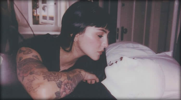 Julia Michaels Estrena Su Nuevo Sencillo Y Lyric Video: “Sorry To Me Too” Julia Michaels Estrena Su Nuevo Sencillo Y Lyric Video: "Sorry To Me Too"