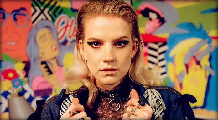 Levina Estrena Su Nuevo Sencillo Y Video: "Battleground"