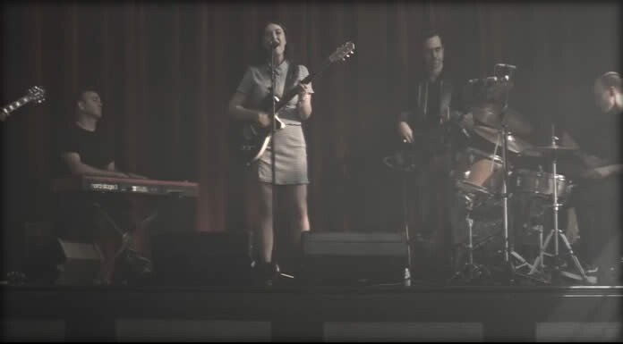 Zoe Sky Jordan Estrena Dos Sencillos: "Just Fine" + Live Video Y "Achievement Of Youth"