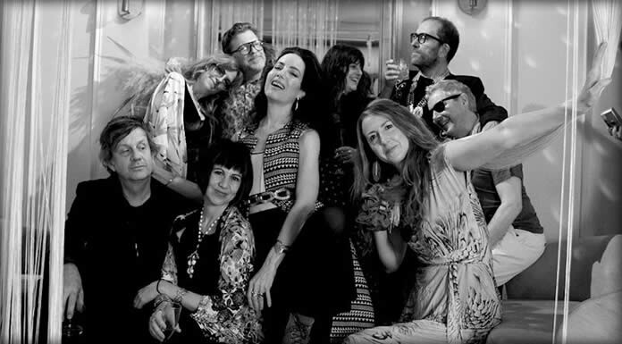 Gramercy Arms Presenta Su Nuevo Sencillo Y Lyric Video: “Tricky Love Stuff” Gramercy Arms Presenta Su Nuevo Sencillo Y Lyric Video: "Tricky Love Stuff"