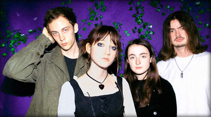 Little Fuss Lanza Su Álbum Debut: “Girls At Parties” Y El Video Oficial De “She’s A Liar” Little Fuss Lanza Su Álbum Debut: "Girls At Parties" Y El Video Oficial De "She's A Liar"