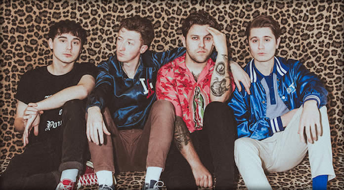 LOVEBREAKERS Presenta Su Nuevo Sencillo Y Video: "Spark"