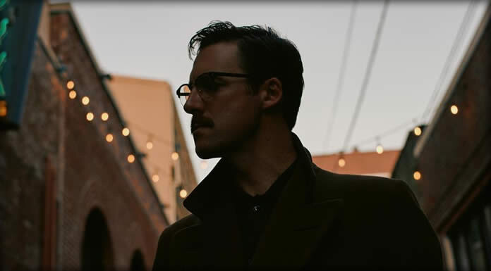 Nick Waterhouse Presenta Su Nuevo Doble Sencillo: “Hide And Seek” + “The Fooler” Nick Waterhouse Presenta Su Nuevo Doble Sencillo: "Hide And Seek" + "The Fooler"