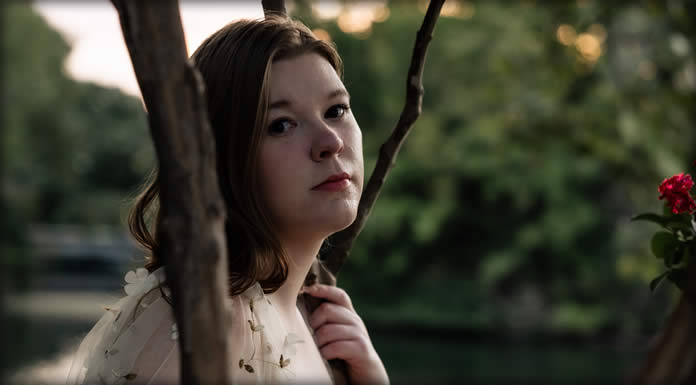 PiPEllA Estrena Su Nuevo Sencillo: "Afterglow"