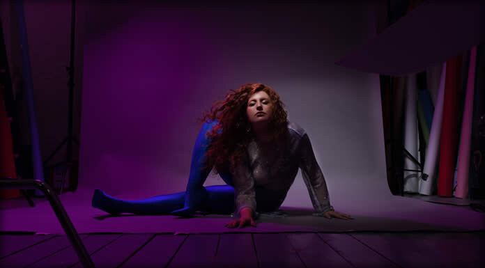 Raegan Sealy Presenta Su Nuevo Sencillo: "Make 'em Jealous" Ft. The Gang Of Angels