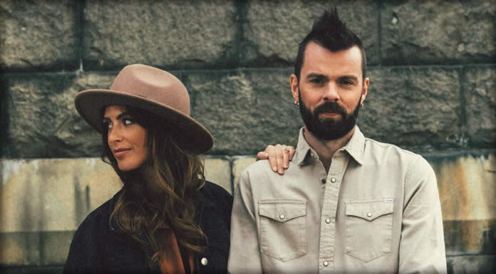 Tennessee Tears Estrena Su Nuevo Sencillo: "Head Over Heels"