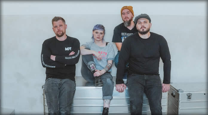 The Bloodstrings Presentan Su Sencillo Y Video Debut: “Heartache Radio” The Bloodstrings Presentan Su Sencillo Y Video Debut: "Heartache Radio"