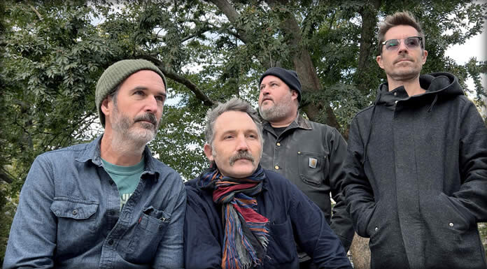 The Van Pelt Presentan Su Nuevo Sencillo Y Video: “Punk House” The Van Pelt Presentan Su Nuevo Sencillo Y Video: "Punk House"