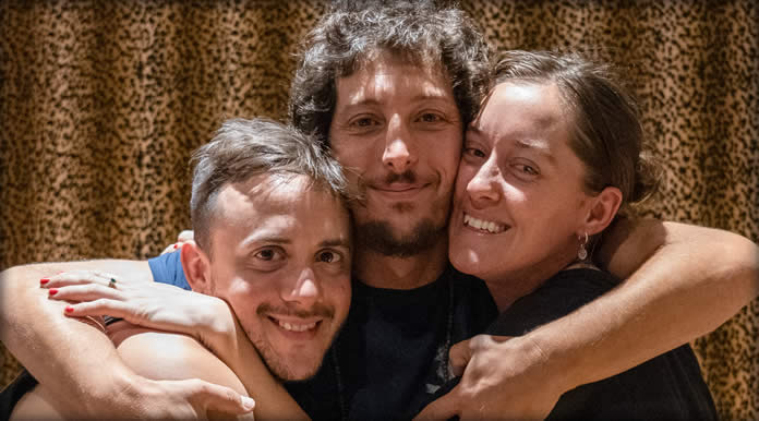 Adrián Berra Presenta Su Nuevo Sencillo Y Video: "Impulso" Ft. Ainda