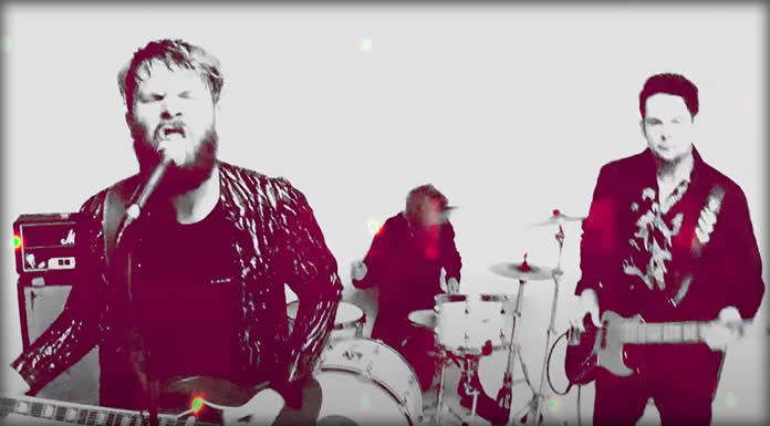 Blue Stragglers Presentan Su Nuevo Sencillo Y Video: “Reactor” Blue Stragglers Presentan Su Nuevo Sencillo Y Video: "Reactor"