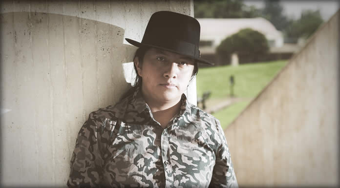 Eduardo Kouneli Presenta Su Nuevo Sencillo Y Lyric Video Giros