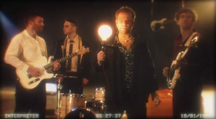 Enter Shikari Presenta El Video Oficial De Su Nuevo Sencillo: “It Hurts” Enter Shikari Presenta El Video Oficial De Su Nuevo Sencillo: "It Hurts"