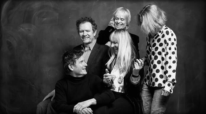 Girl With A Hawk Presenta Su Nuevo Sencillo Y Video: “Same Stars” Girl With A Hawk Presenta Su Nuevo Sencillo Y Video: "Same Stars"