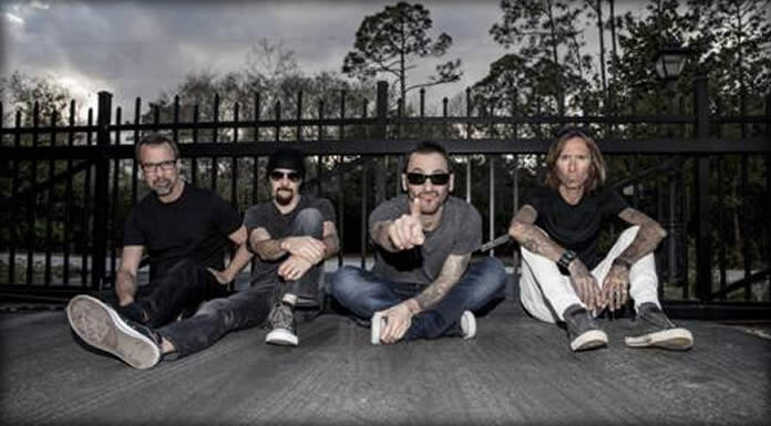 Godsmack Presenta Su Nuevo Álbum: "Lighting Up The Sky" Y El Video De "Soul On Fire"