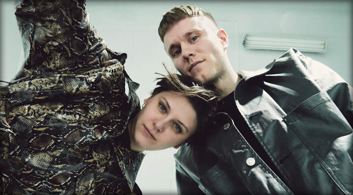 ROYA Presenta Su Nuevo Sencillo: "Paperwings"
