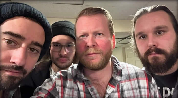 Sunshine Riot Presenta Su Nuevo Sencillo: “So It Comes” Sunshine Riot Presenta Su Nuevo Sencillo: “So It Comes”
