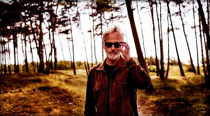 Uno Svenningsson Presenta Su Nuevo Sencillo: “Jag Vill Vara Förälskad” Uno Svenningsson Presenta Su Nuevo Sencillo: "Jag Vill Vara Förälskad"