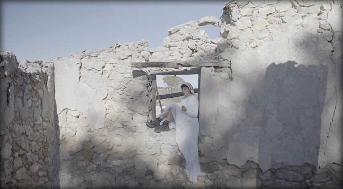 Bewis De La Rosa Presenta El Vídeo Oficial De Su Sencillo: “Mi Tierra” Bewis De La Rosa Presenta El Vídeo Oficial De Su Sencillo: "Mi Tierra"