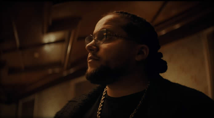 Jonas Benyoub Presenta Su Nuevo Sencillo Y Video: “Baba Sa” Jonas Benyoub Presenta Su Nuevo Sencillo Y Video: "Baba Sa"