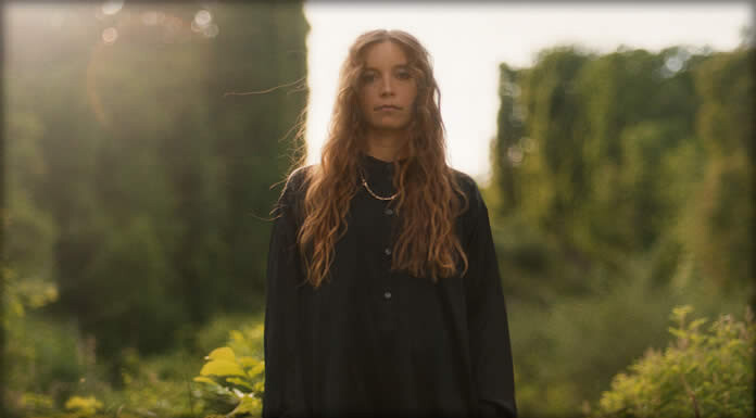 LP Giobbi Presenta Un Doble Sencillo: "If Love Is A Skill" Ft. Sofi Tukker + "Georgia"