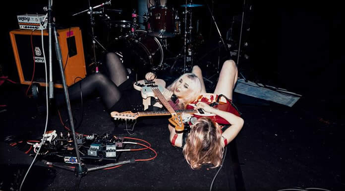 Lambrini Girls Presentan El Video Oficial De Su Sencillo: “White Van” Lambrini Girls Presentan El Video Oficial De Su Sencillo: "White Van"