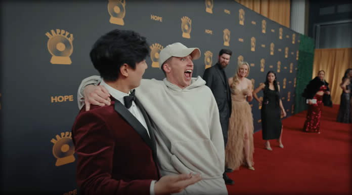 NF Presenta Su Nuevo Sencillo Y Video: “MOTTO” NF Presenta Su Nuevo Sencillo Y Video: "MOTTO"